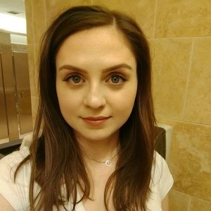 Meet your Posher, Allison